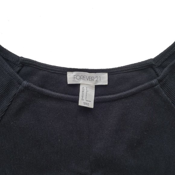 Size- S, Forever 21 black crop off-shoulder knitted top - Picture 6 of 6